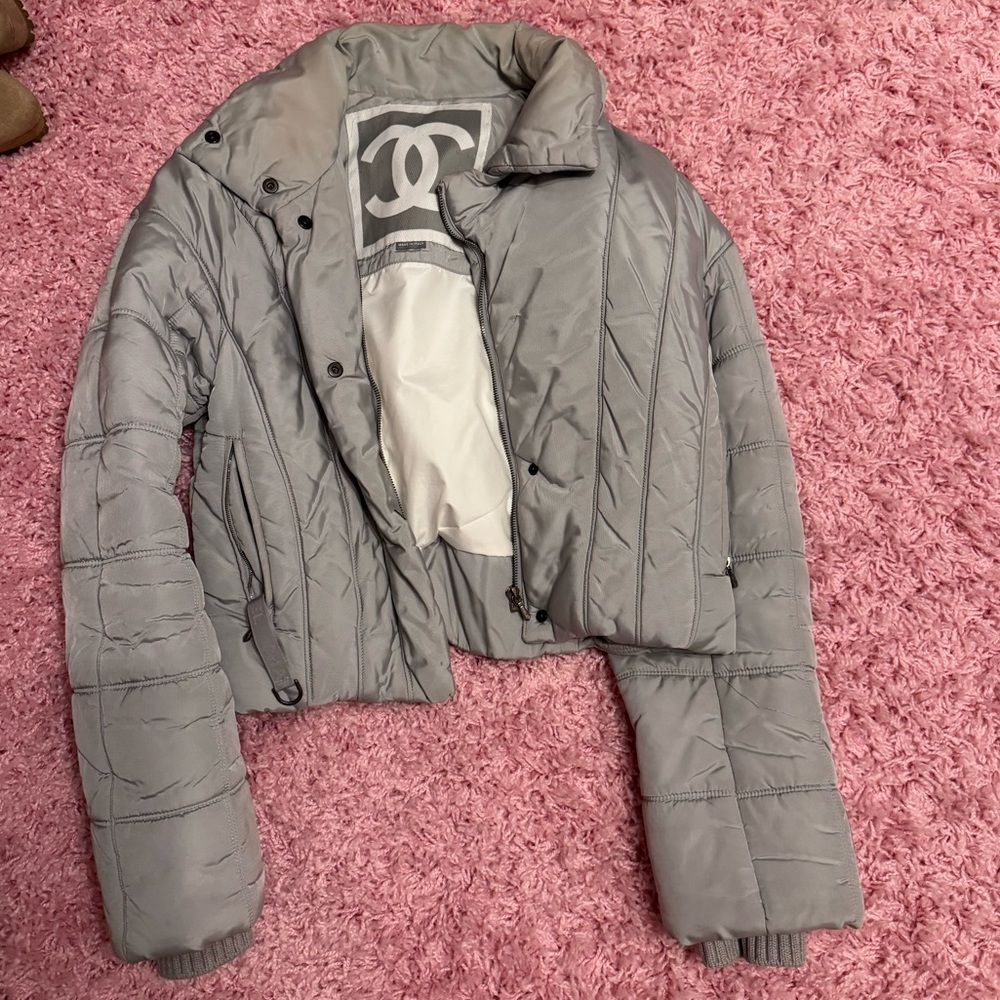 Vintage Chanel ski coat great condition